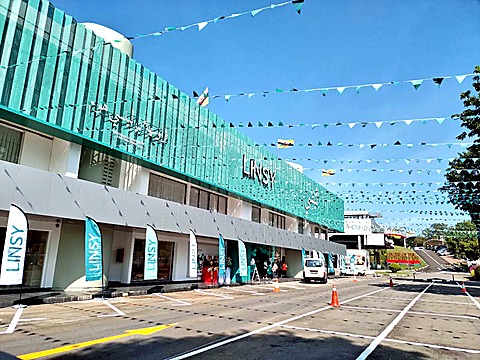 Toko LINSY di Brunei